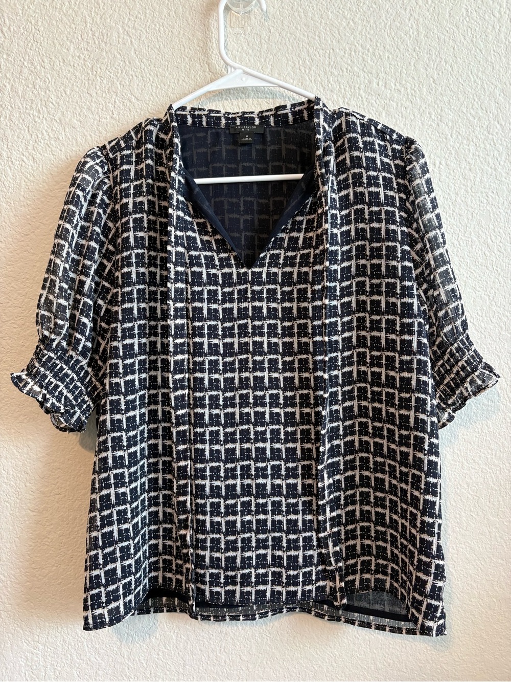 Ann Taylor Black and White Printed Petite Blouse